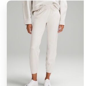 Lululemon Athletica soft jersey classic mid rise joggers